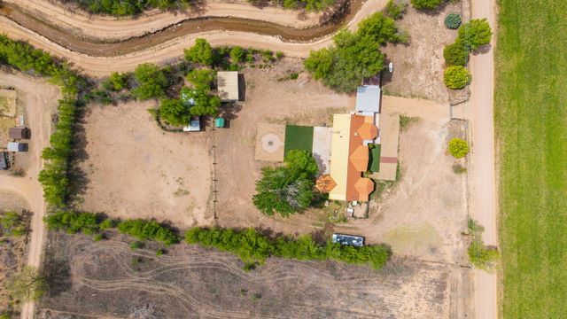 42 Crawford Road, Jarales, NM 87023