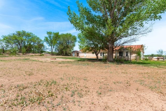 42 Crawford Road, Jarales, NM 87023