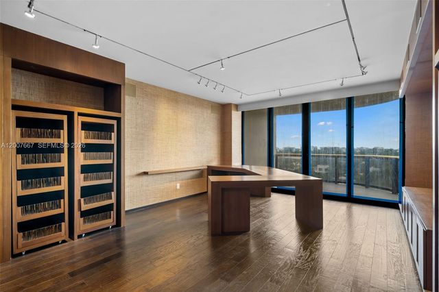 9999 Collins Ave 6J, Bal Harbour, FL 33154