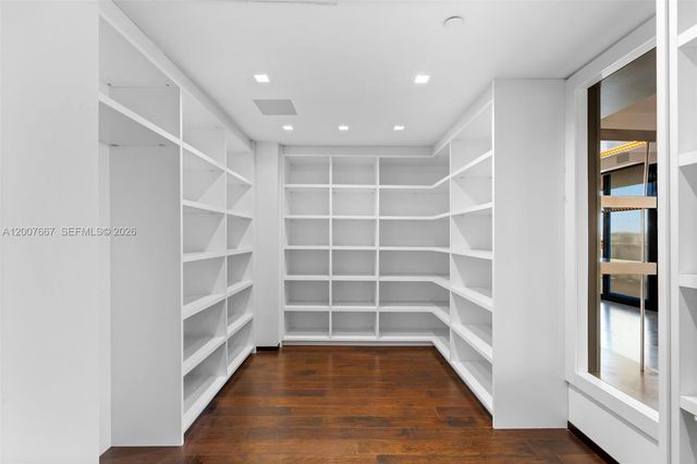 9999 Collins Ave 6J, Bal Harbour, FL 33154