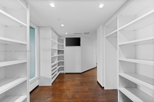 9999 Collins Ave 6J, Bal Harbour, FL 33154