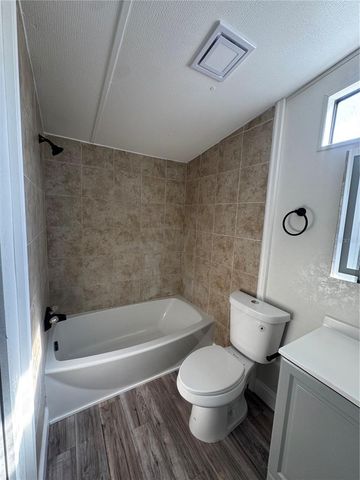 5035 SOUTHSHORE DRIVE, Polk City, FL 33868