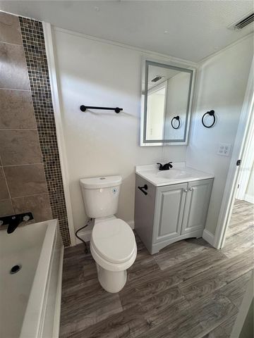 5035 SOUTHSHORE DRIVE, Polk City, FL 33868