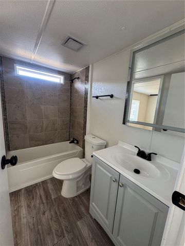 5035 SOUTHSHORE DRIVE, Polk City, FL 33868