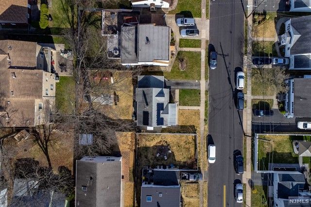 121 Stefanic Avenue, Elmwood Park, NJ 07407