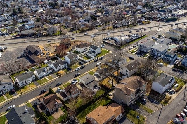 121 Stefanic Avenue, Elmwood Park, NJ 07407