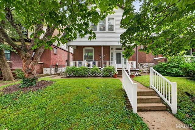 7017 Bruno Avenue, St Louis, MO 63143