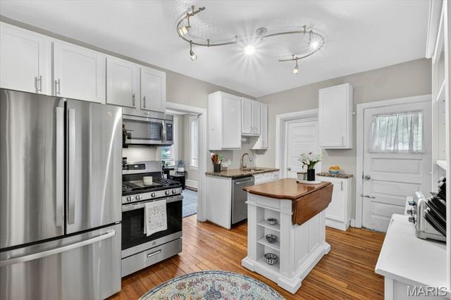 7017 Bruno Avenue, St Louis, MO 63143