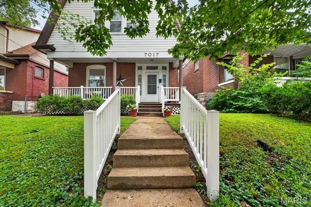 7017 Bruno Avenue, St Louis, MO 63143