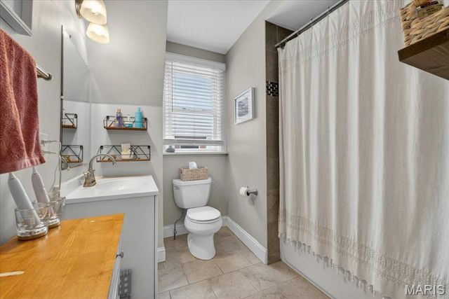 7017 Bruno Avenue, St Louis, MO 63143