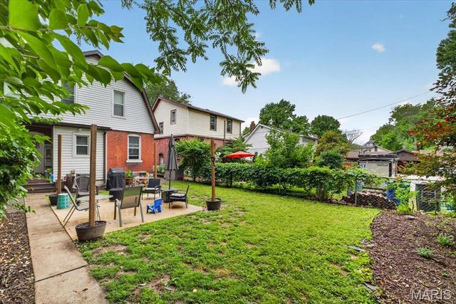7017 Bruno Avenue, St Louis, MO 63143