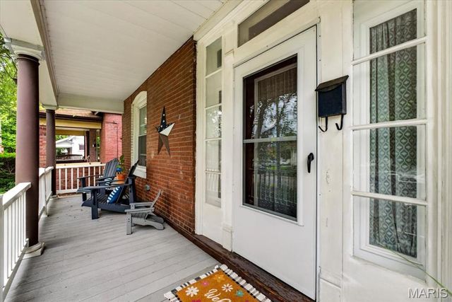 7017 Bruno Avenue, St Louis, MO 63143