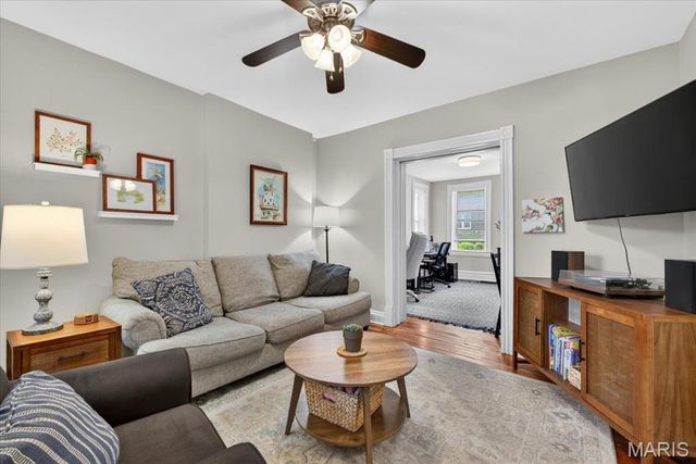 7017 Bruno Avenue, St Louis, MO 63143