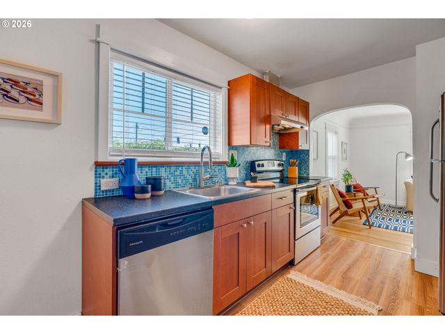 4434 Se 26TH Ave, Portland, OR 97202