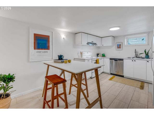 4434 Se 26TH Ave, Portland, OR 97202