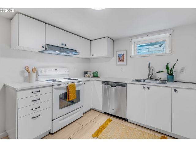 4434 Se 26TH Ave, Portland, OR 97202