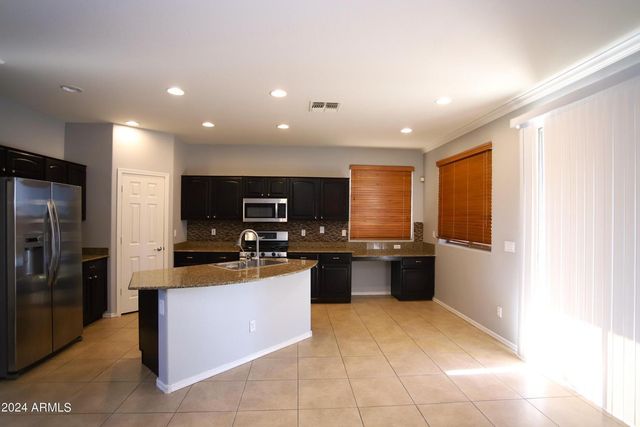 2840 S Miller Drive, Chandler, AZ 85286
