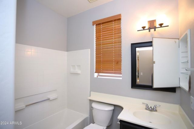2840 S Miller Drive, Chandler, AZ 85286