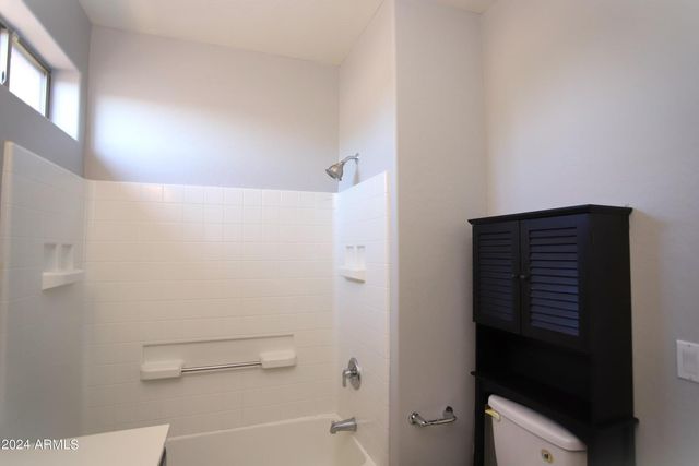 2840 S Miller Drive, Chandler, AZ 85286