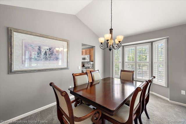 899 Hathaway Dr Drive, Auburn Hills, MI 48326
