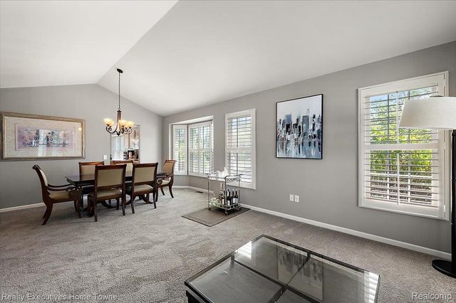 899 Hathaway Dr Drive, Auburn Hills, MI 48326