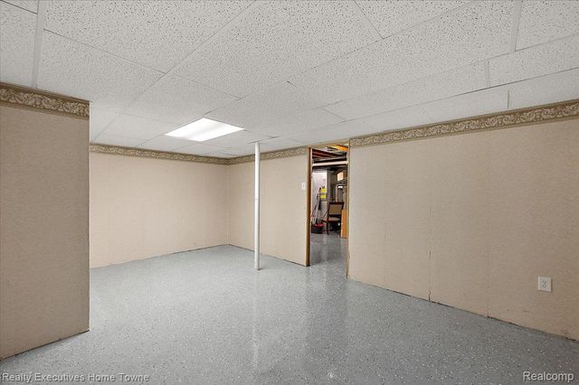 899 Hathaway Dr Drive, Auburn Hills, MI 48326