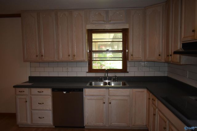 1503 Fell Avenue NE, Huntsville, AL 35811