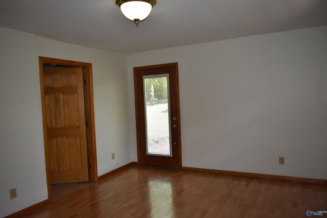 1503 Fell Avenue NE, Huntsville, AL 35811