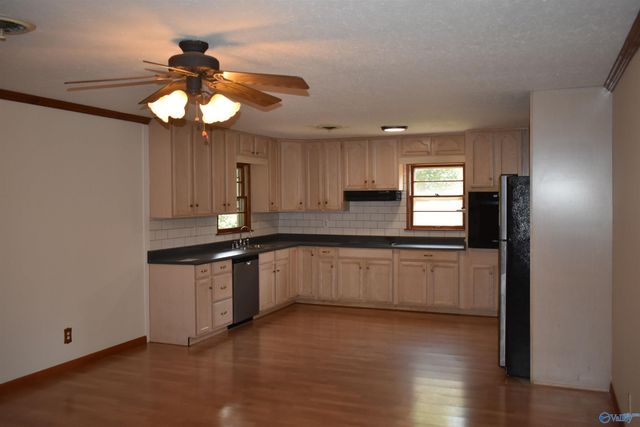 1503 Fell Avenue NE, Huntsville, AL 35811