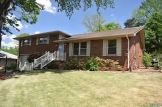 1503 Fell Avenue NE, Huntsville, AL 35811