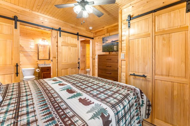 1017 Street Of Dreams, Gatlinburg, TN 37738