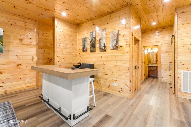 1017 Street Of Dreams, Gatlinburg, TN 37738