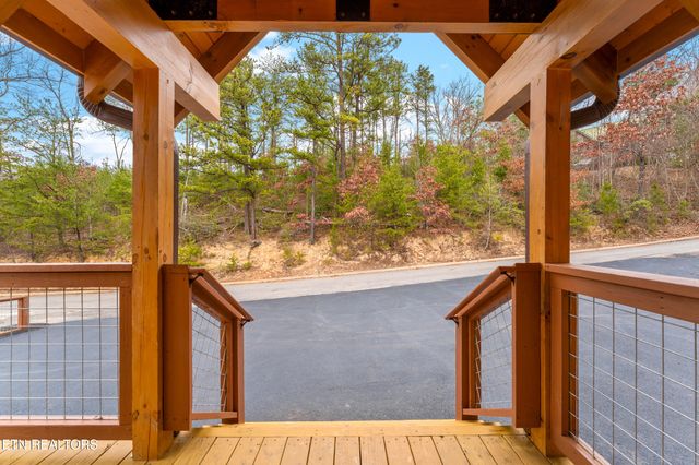 1017 Street Of Dreams, Gatlinburg, TN 37738