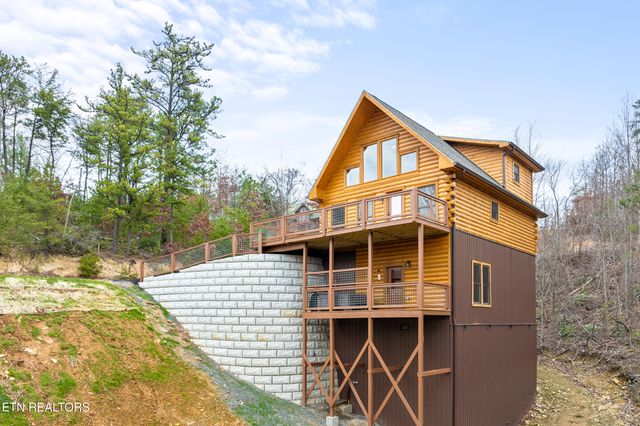 1017 Street Of Dreams, Gatlinburg, TN 37738