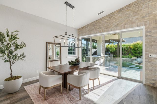 1758 N Carson Avenue, Clovis, CA 93619