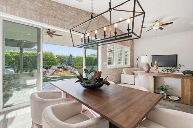 1758 N Carson Avenue, Clovis, CA 93619