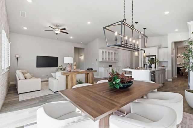1758 N Carson Avenue, Clovis, CA 93619