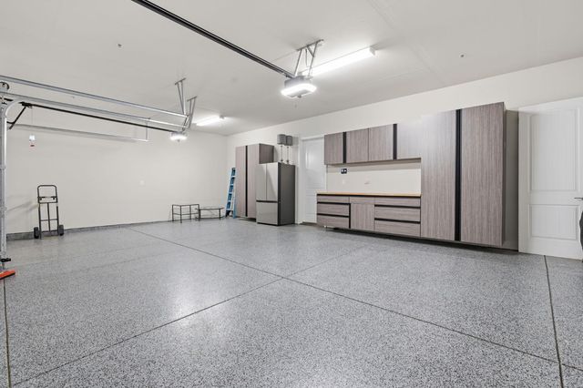 1758 N Carson Avenue, Clovis, CA 93619