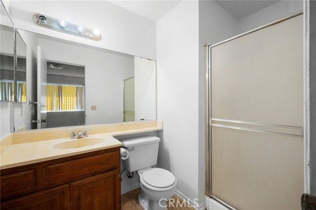 1004 E Garfield 8, Glendale, CA 91205