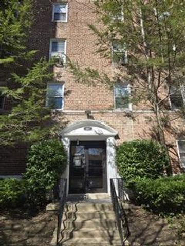 801 Bronx River Road 2G, Bronxville, NY 10708
