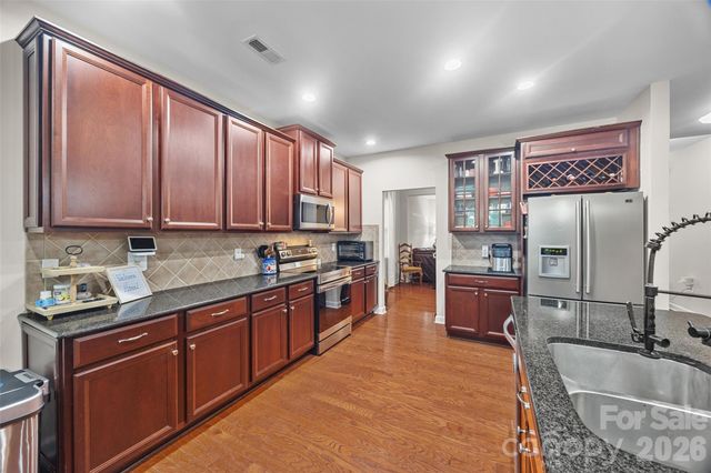 1206 Bottle Brush Lane, Harrisburg, NC 28075