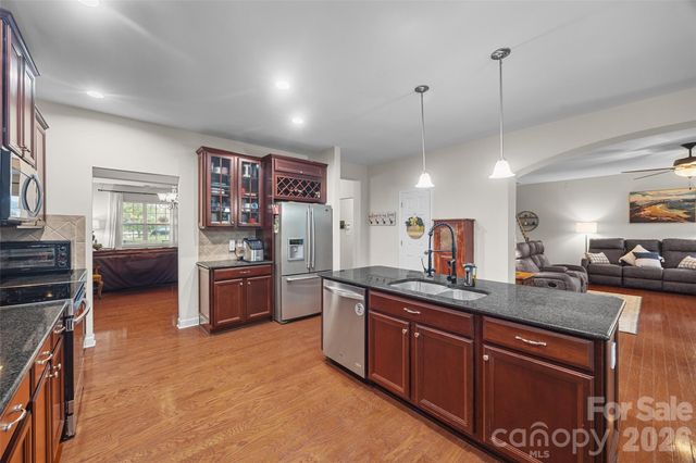 1206 Bottle Brush Lane, Harrisburg, NC 28075