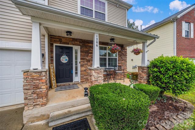 1206 Bottle Brush Lane, Harrisburg, NC 28075