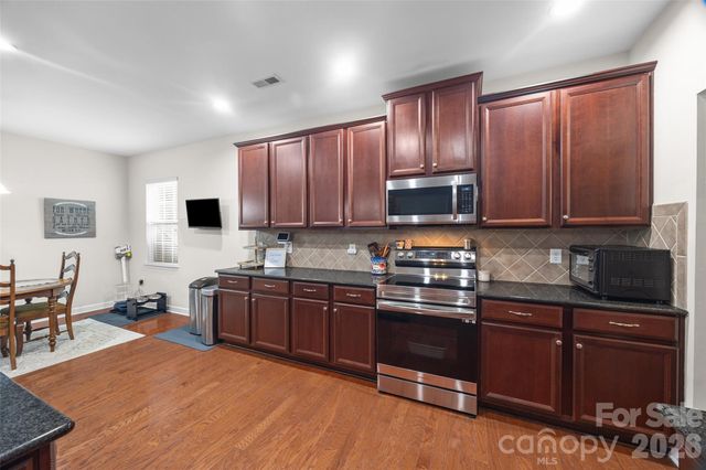 1206 Bottle Brush Lane, Harrisburg, NC 28075