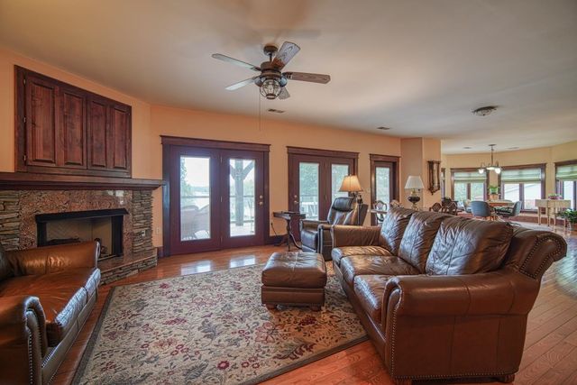 241 Coggins Shore Road, Inman, SC 29349