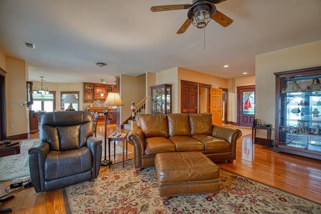 241 Coggins Shore Road, Inman, SC 29349
