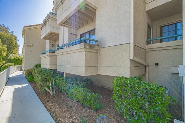 18111 Erik Court 445, Canyon Country, CA 91387