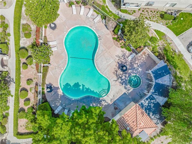 18111 Erik Court 445, Canyon Country, CA 91387