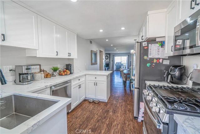 18111 Erik Court 445, Canyon Country, CA 91387