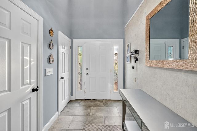 12 Periwinkle Court, East Brunswick, NJ 08816